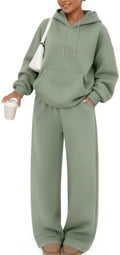 Trendy Queen Womens 2 Piece Lounge Sweat Sets Matching Sweatsuits by TrendyQueen