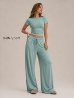 Trendy Queen Women's 2 Piece Matching Summer Lounge Set with Pockets - Image 2