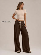 Trendy Queen Women's 2 Piece Matching Summer Lounge Set with Pockets - Image 2