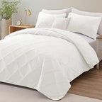Exclusivo Mezcla 3-Piece Soft Quilts Queen Size Bedding Set, White - Image 2