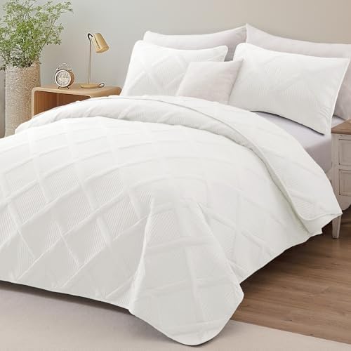 Exclusivo Mezcla 3-Piece Soft Quilts Queen Size Bedding Set, White - Image 2