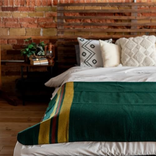 Arcturus Rainier Wool Blanket - Warm, Heavy, Washable, Bed Blanket | Great for Home & Camping (Fort Vancouver, Queen) - Image 4
