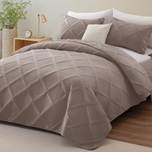 Exclusivo Mezcla 3-Piece California King Size Quilt Bedding Set, Taupe - Image 2