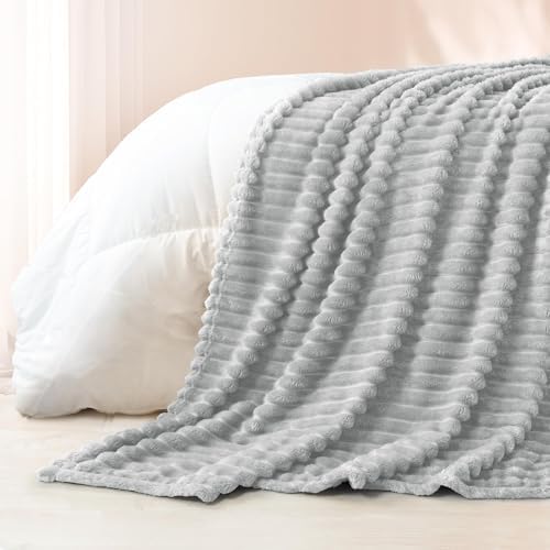 Exclusivo Mezcla Striped California King Fleece Bed Blanket, Light Grey - Image 5