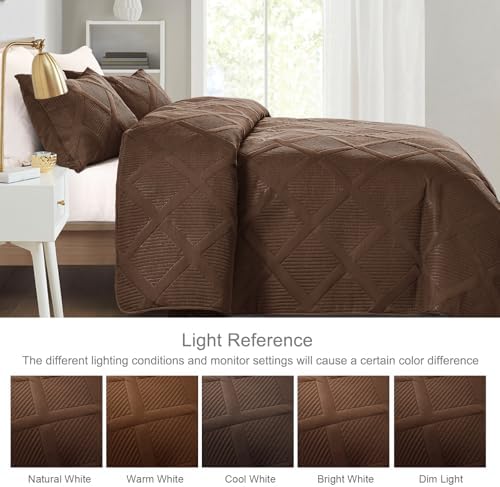 Exclusivo Mezcla 3-Piece Soft Quilts Queen Size Bedding Set, Brown - Image 3