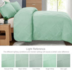 Exclusivo Mezcla 3-Piece Soft Quilts Queen Size Bedding Set, Light Green - Image 3