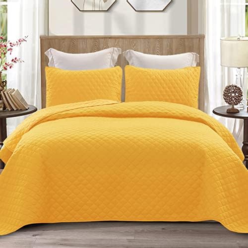 Exclusivo Mezcla Reversible King Size Quilt Bedding Set, Bright Yellow by ExclusivoMezcla