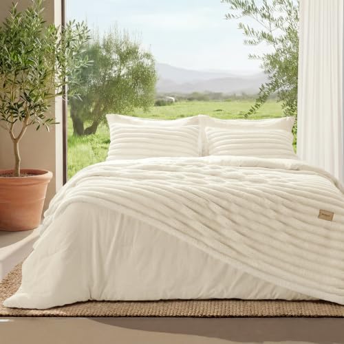 Bedsure 2-in-1 Comforter Set with Detachable Fleece Blanket, White Queen by BEDSURE