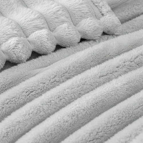 Exclusivo Mezcla Striped California King Fleece Bed Blanket, Light Grey - Image 4