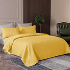 Whale Flotilla Soft Queen Quilt Bedding Set 3-Pieces Lightweight Bedspread - Image 2