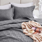 Love's cabin Oversized King Quilt Set, Soft Bedspread Comforter, Dark Grey - Image 7