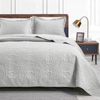 Love's cabin Twin Quilt Bedding Set Light Grey Bedspreads - Soft Bed Summer Lightweight Bedspread Comforter - Coin Pattern Bedding Coverlet for All Season - 2 Pieces (1 Quilt, 1 Pillow Sham) by Lovescabin