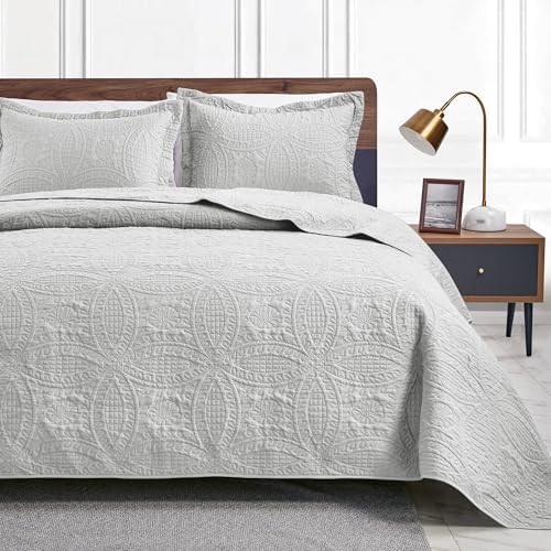 Love's cabin Twin Quilt Bedding Set Light Grey Bedspreads - Soft Bed Summer Lightweight Bedspread Comforter - Coin Pattern Bedding Coverlet for All Season - 2 Pieces (1 Quilt, 1 Pillow Sham) by Lovescabin