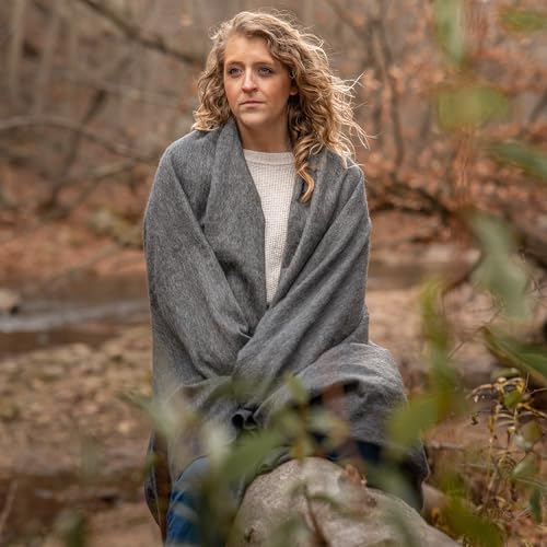 Alpaca Wool Throw Blanket | Warm, Ultra-Soft, Breathable, Non-Itchy Blanket-Throw | Hypoallergenic and Beautiful Fabric (Gray) - Image 2
