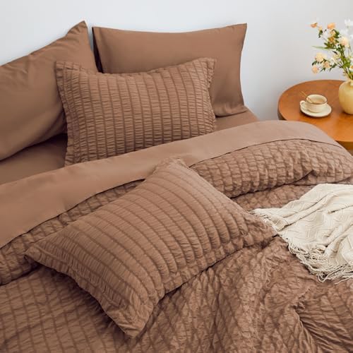 Seersucker Mocha Mousse California King Comforter Set, 7-Piece Bed in a Bag - Image 4