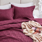 Love's cabin Full Quilt Set, Lightweight Bedspread Comforter, Burgundy - Image 7