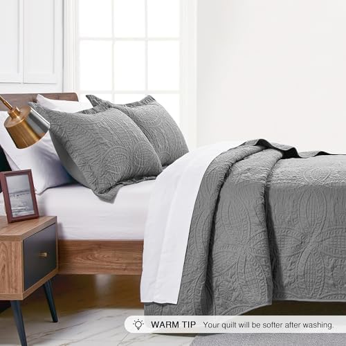 Love's cabin Quilts for Full Bed Grey Bedspreads Bedding Set - Summer Lightweight Bedspread Comforter - Coin Pattern Bedding Coverlet for All Season - 3 Pieces (1 Quilt, 2 Pillow Shams) - Image 4
