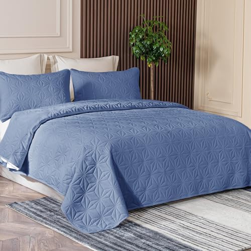 Whale Flotilla Soft Twin Quilt Bedding Set 2-Pieces Lightweight Bedspread - Image 2