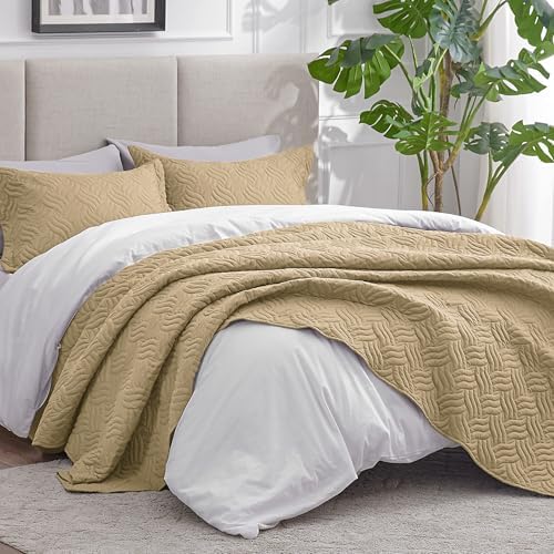 Love's cabin Oversized King Quilt Set, Soft Bedspread Comforter, Camel - Image 2