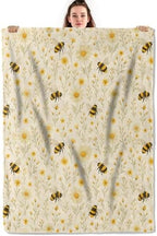 Realistic Bee and Daisy Throw Blanket, Lightweight Warm Watercolor White Flowers Flannel Blanket, Home Decor and Gifts, Soft Cozy Blankets for Women Girls, 50"x60" for Bed Couch Travel by Unknown