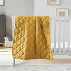 FLXXIE 43x60 Inches Down Alternative Toddler Comforter, Yellow by FLXXIE