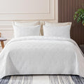 Whale Flotilla Soft Queen Quilt Bedding Set 3-Pieces Lightweight Bedspread by WHALEFLOTILLA