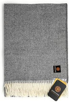 Alpaca Home | Dynasty Throw Blanket | 100% Pure Baby Alpaca Wool • Hypoallergenic, Soft & Cozy • Ethically Sourced | Softer & Warmer Than Wool (Electric Company) - Image 4