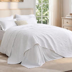 Love's cabin Queen Quilt Set White, Bed in a Bag Queen Size Bedding 7 Pieces, Ultrasonic Embossed Coin Pattern Comforter, Lightweight Bedspreads for All Seasons Quilt with Sheets, Pillowcases & Shams by Lovescabin