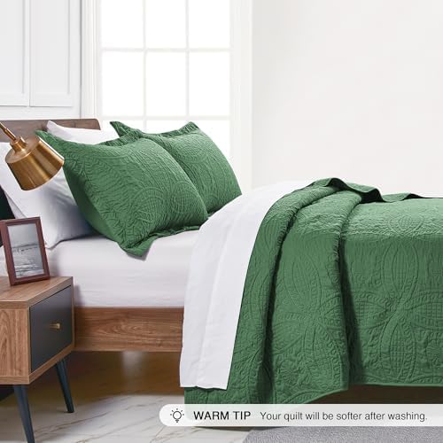 Love's cabin California King Size Quilt Set Dark Green Bedspreads - Soft Summer Lightweight Bedspread Comforter - Modern Coin Pattern Coverlet for All Season - 3 Pieces (1 Quilt, 2 Pillow Shams) - Image 4