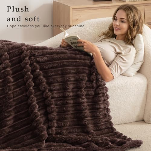 Exclusivo Mezcla Striped King Size Fleece Blanket for Bed, Coffee - Image 2
