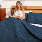 Whale Flotilla Soft Queen Quilt Bedding Set 3-Pieces Lightweight Bedspread - Image 3