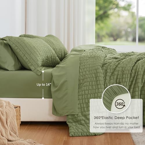 Seersucker Sage Green Queen Comforter Set, 7-Piece Bed in a Bag - Image 3