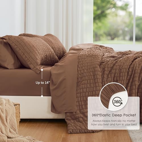 Seersucker Mocha Mousse California King Comforter Set, 7-Piece Bed in a Bag - Image 3