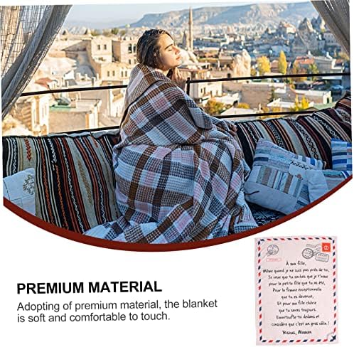 1pc Creative Letter Pattern Flannel Blanket Lightweight and Warm Office Travel Comforter for Boys and Girls - Image 4